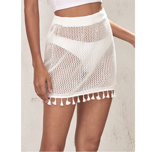 Tassel Detail White Knit Cover Up Mini Skirt - Picture 4 of 12